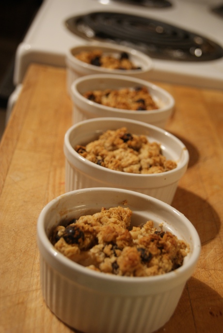 Home-made apple crumbles 